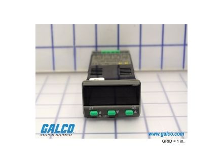 3200