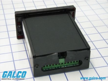 DM8000