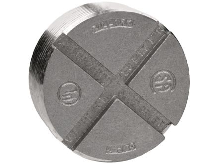 PLUG10