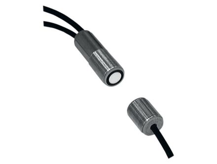 UGB-18GM50-255-2E3-M1